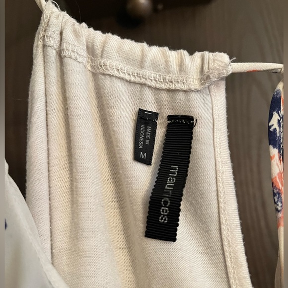 Maurice’s tank top - Picture 2 of 3